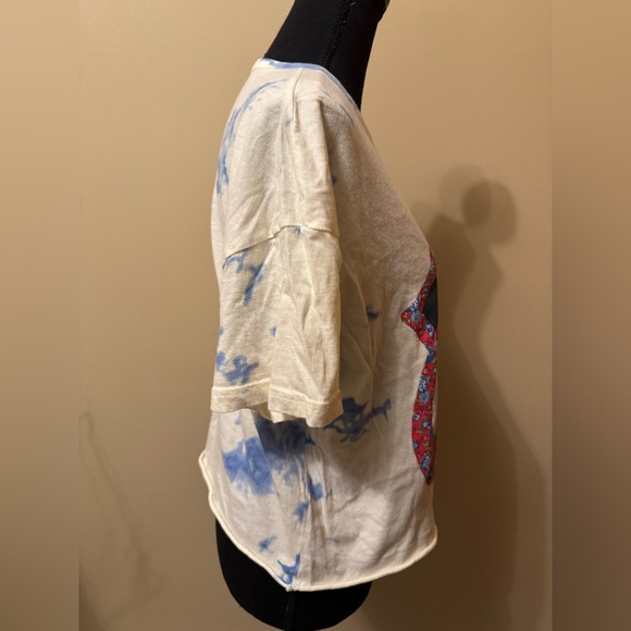 The Rolling Stones Cream Tee with Red and Blue Tongue Graphic - Picture 2 of 4